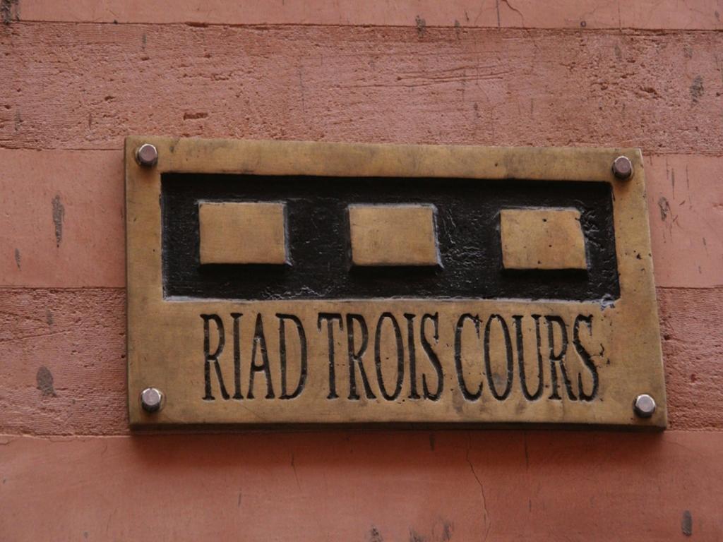 Riad Les Trois Cours Marrakesh Exterior foto
